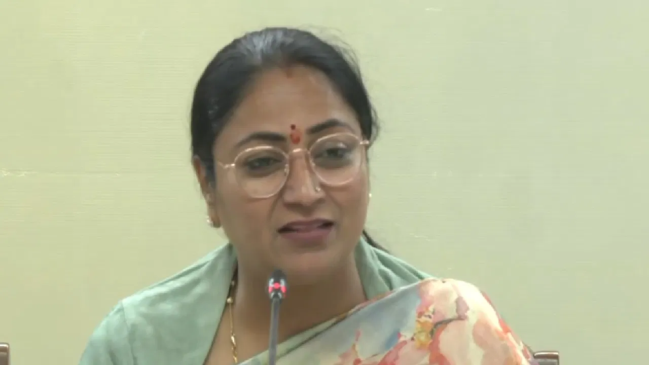 Health Department Rekha Gupta BJP AAP